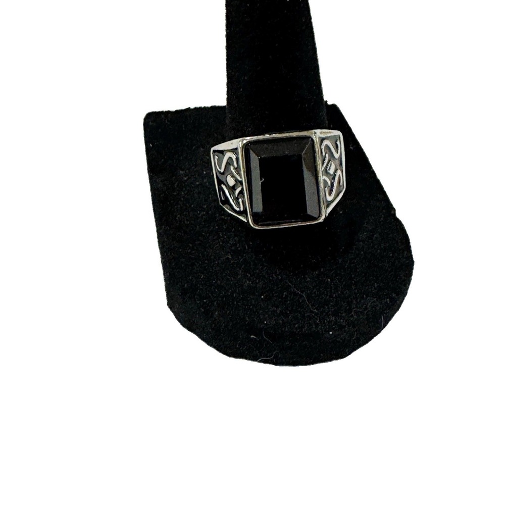 Silver Tone Signet Ring Black Square Stone Bezel Set Metal Size 8